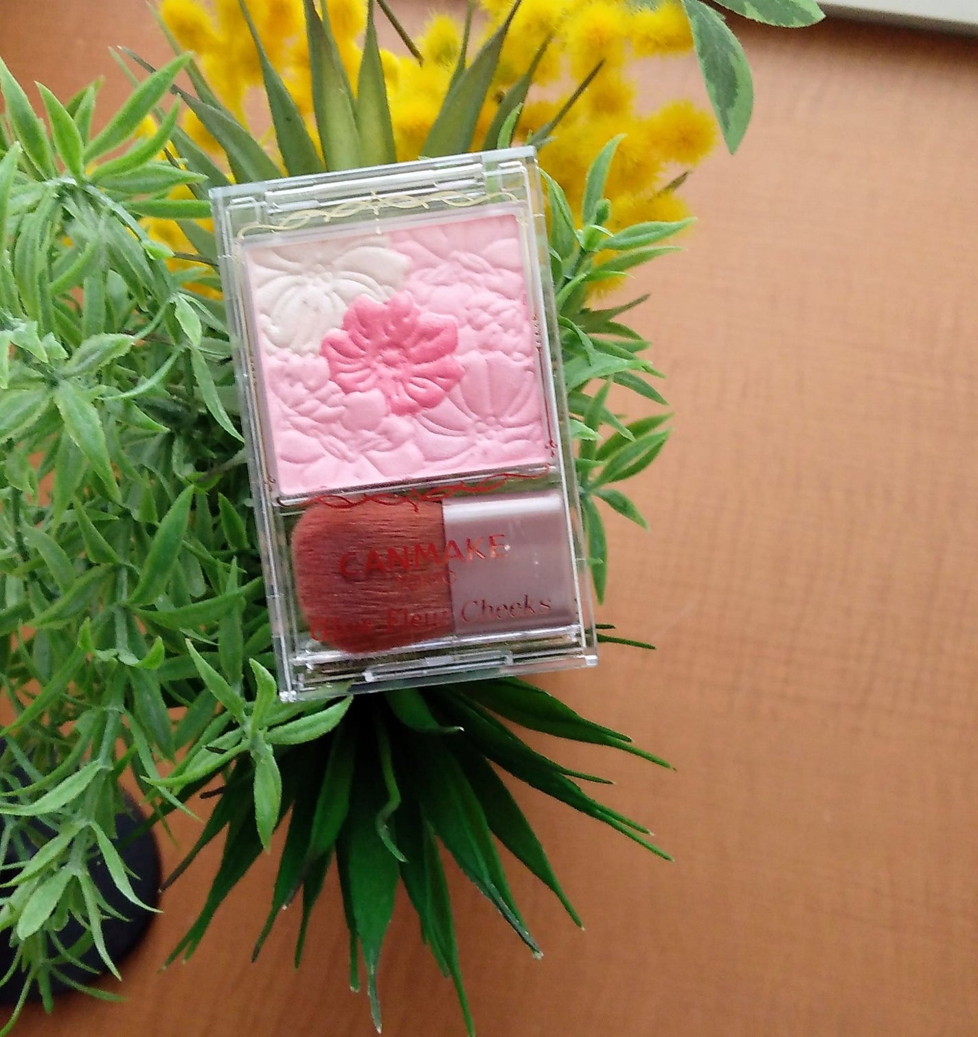 グロウフルールチークス/キャンメイク/パウダーチークを使ったクチコミ(1枚目)