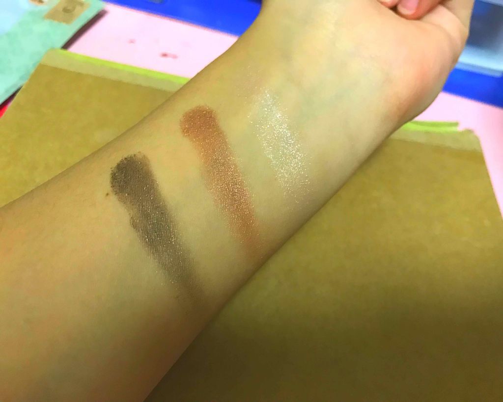 トーンアップアイシャドウ/CEZANNE/アイシャドウパレットを使ったクチコミ(3枚目)
