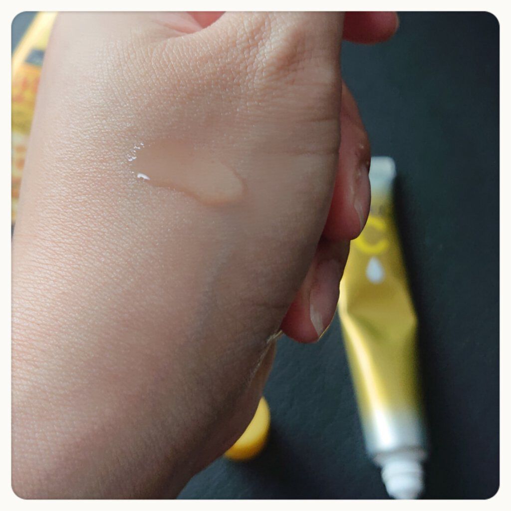 薬用しみ集中対策 プレミアム美容液/メラノCC/美容液を使ったクチコミ（3枚目）