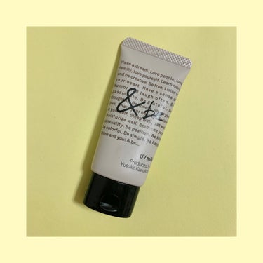 ＆be　UVミルク　ナチュラルベージュ

ノンケミカル処方でSPF50PA ++++の日焼け止めです！


こちらの色はナチュラルベージュですが、スタンダードの方だと真っ白のものがあります。塗ると伸びが