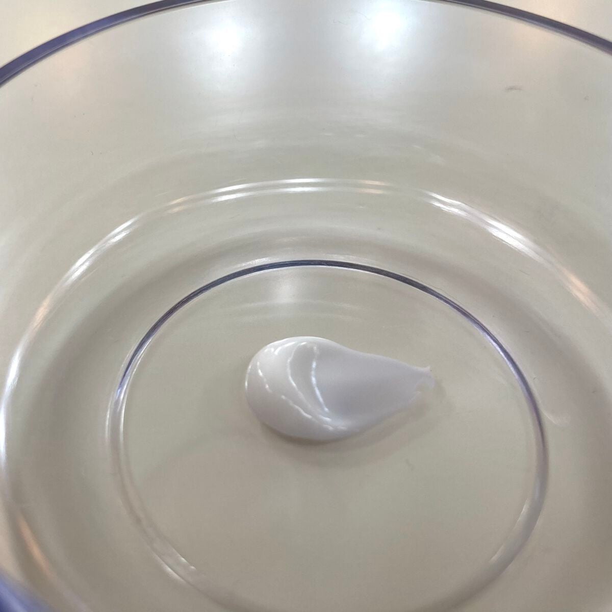 コエンリッチ ザ プレミアム 薬用CICAリペア ハンドクリーム/コエンリッチQ10/ハンドクリームを使ったクチコミ(2枚目)