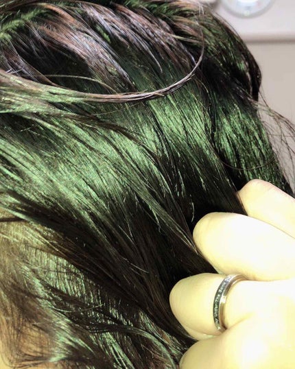 シャイン カラーケア オイル/スティーブンノル ニューヨーク/ヘアオイルを使ったクチコミ(4枚目)