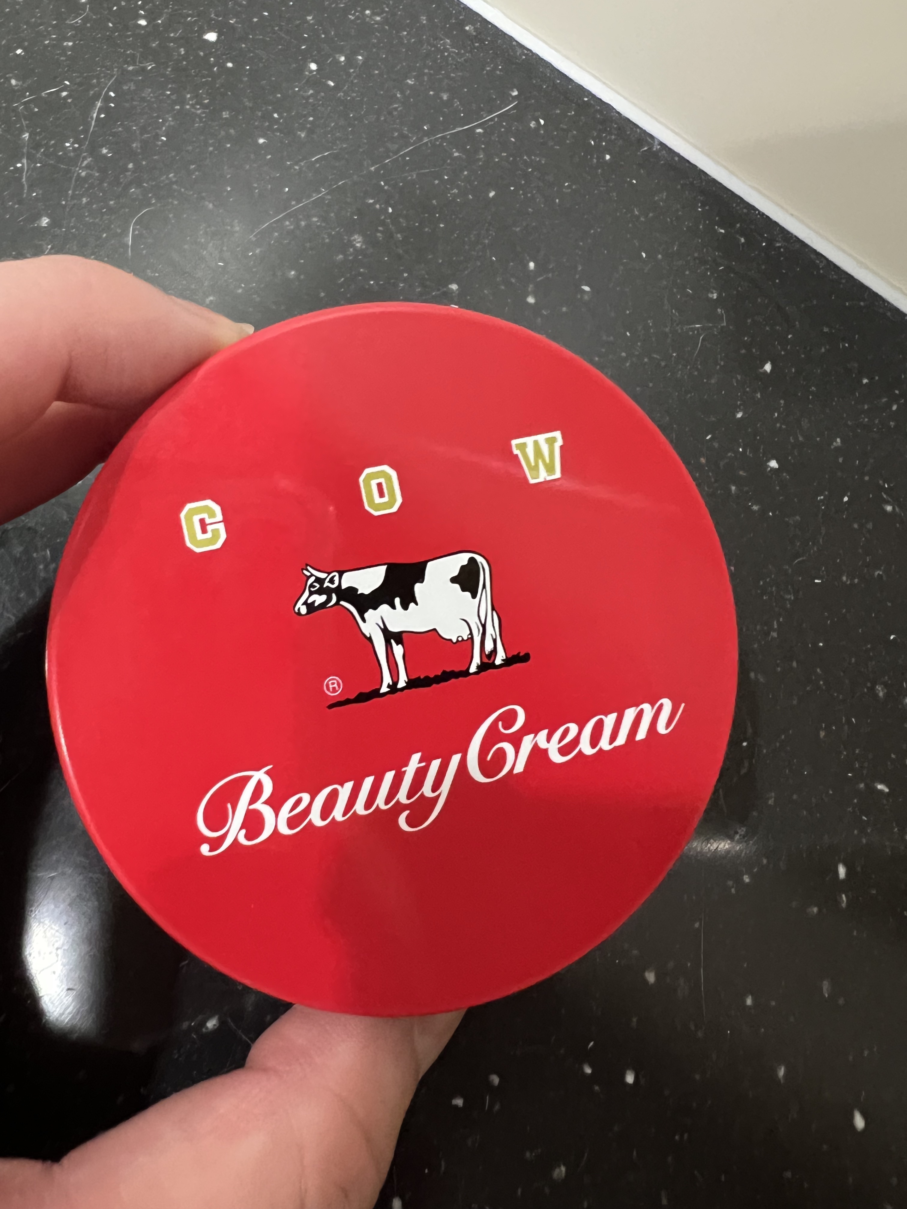 カウブランド 赤箱ビューティクリーム/カウブランド/ボディクリームを使ったクチコミ（1枚目）