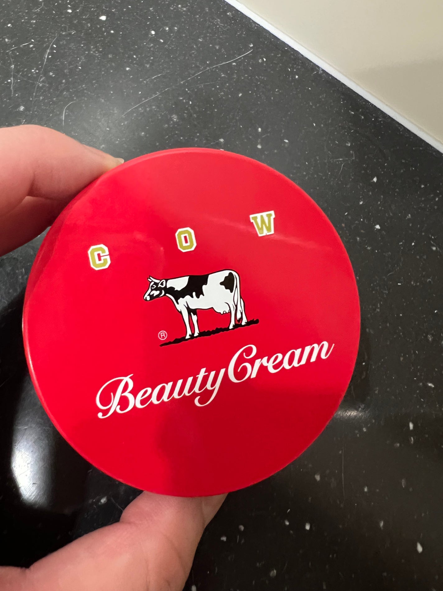 カウブランド 赤箱ビューティクリーム/カウブランド/ボディクリームを使ったクチコミ(1枚目)