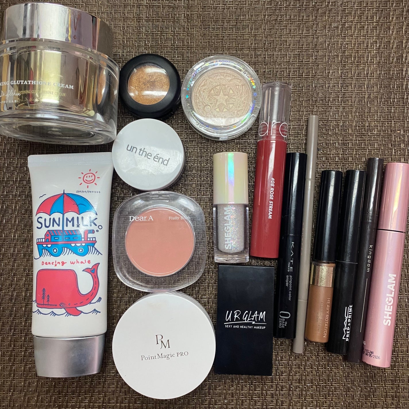 スモール アイシャドウ/M・A・C/単色アイシャドウを使ったクチコミ(3枚目)