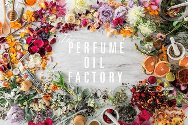 「香りの数だけ、私が生まれる。」

The PERFUME OIL FACTORYのコンセプトです。とっても素敵だと思いませんか？コンセプトとショートストーリーに惹かれて3本も購入してしまいました。

