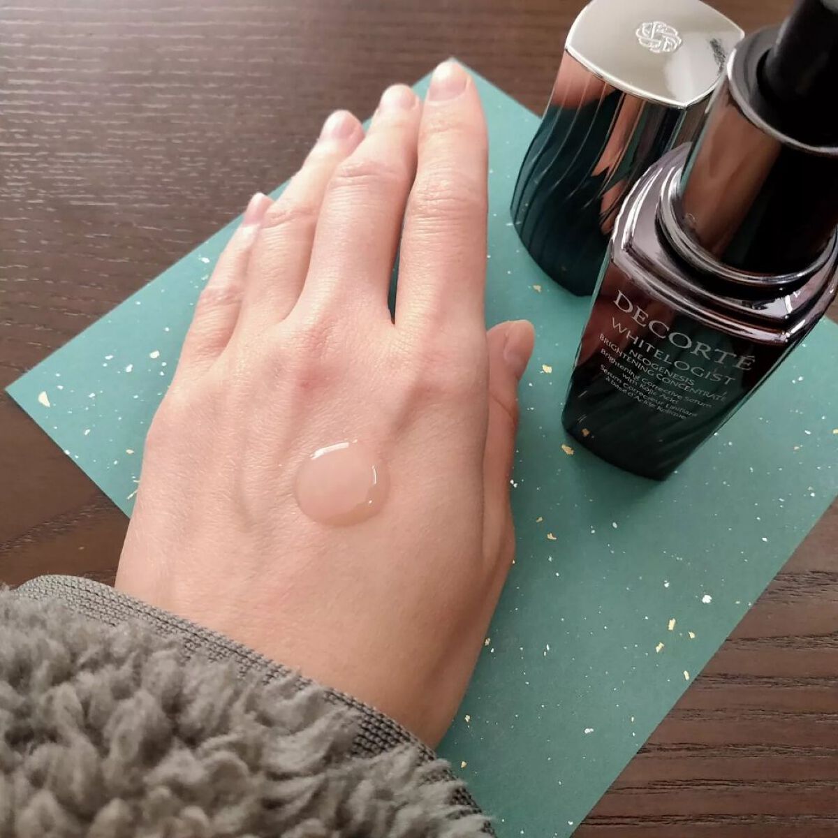 ホワイトロジスト　ネオジェネシス　ブライトニング コンセントレイト/DECORTÉ/美容液を使ったクチコミ（3枚目）