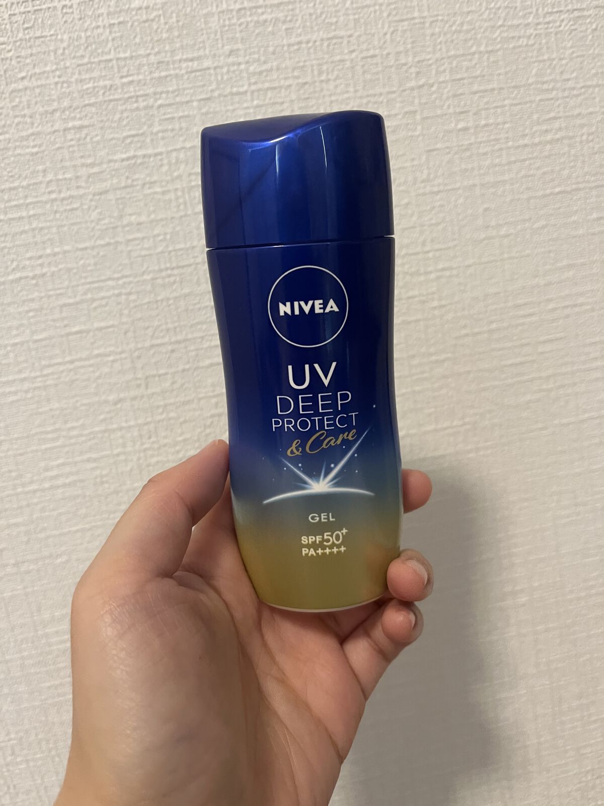 ニベアＵＶ　ディープ　プロテクト＆ケア　ジェルをお試し！

☑紫外線を浴びて肌にシミができそうで心配・・・
☑日やけ止めには、うるおいなど美容効果も期待したい
☑SPF50+で使用感が良く毎日心地よい日やけ止めを選びたい
このような方にオス