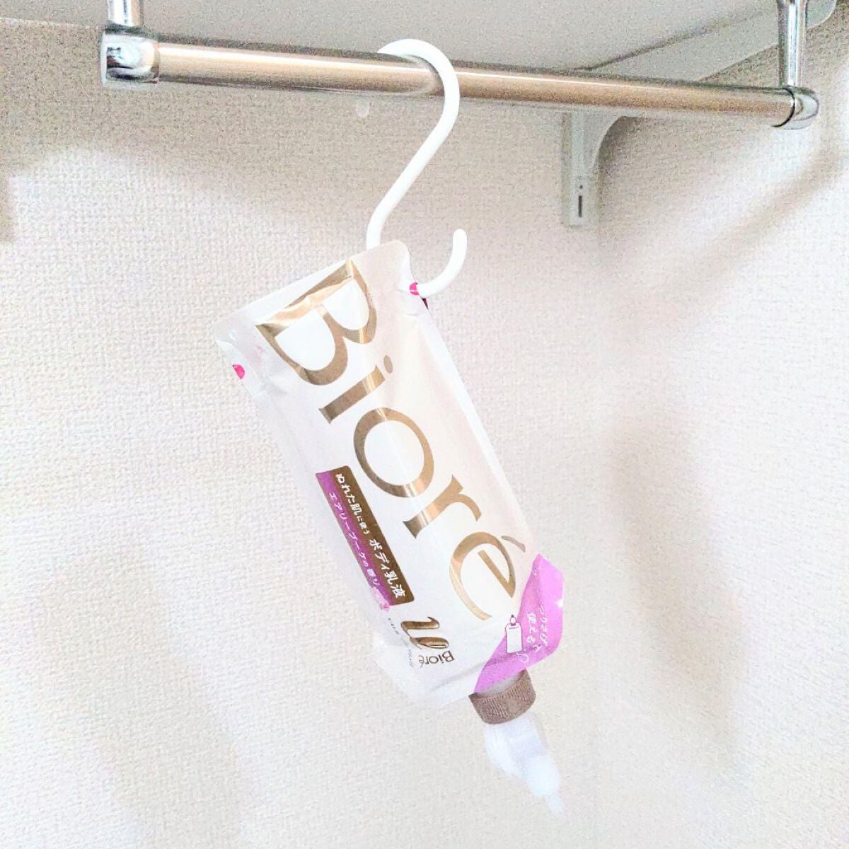 ザ ボディ ぬれた肌に使うボディ乳液 エアリーブーケの香り/ビオレu/ボディミルクを使ったクチコミ(3枚目)