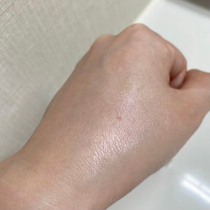 ル ブラン ロージー ドロップス/CHANEL/リキッドハイライトを使ったクチコミ(2枚目)