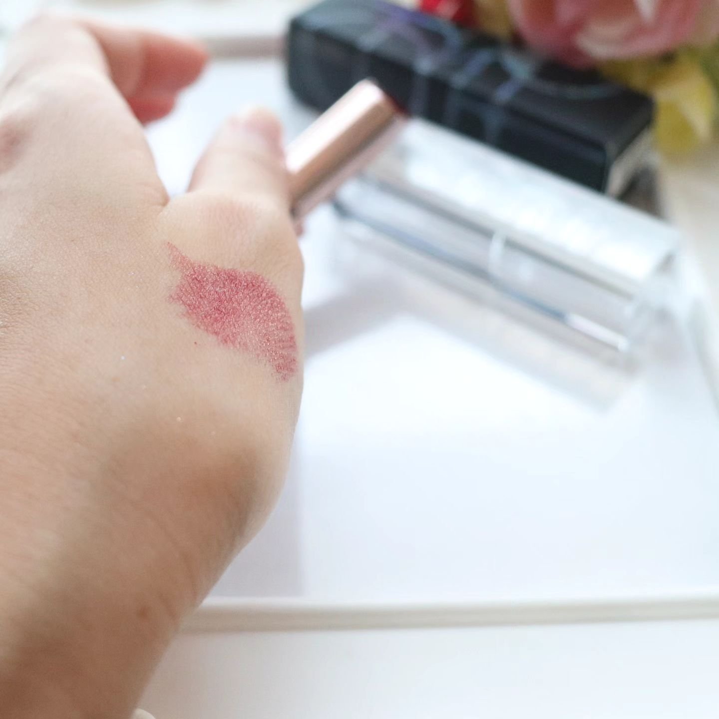 ノーウェアリップスティックプランピングシャイン ドファザゲ/espoir/口紅・グロス・リップライナー・リップケアを使ったクチコミ（3枚目）