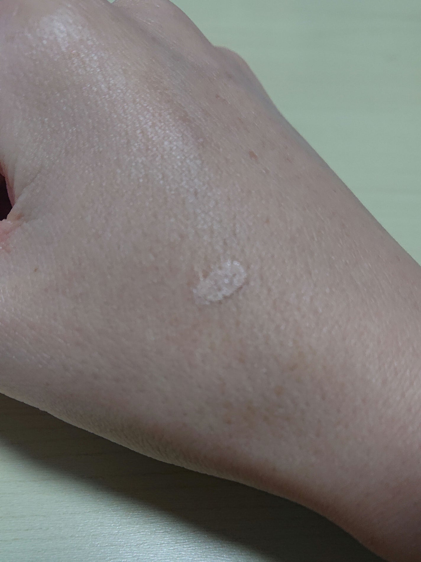 スキンコンシーラースティック/BOBBI BROWN/スティックコンシーラーを使ったクチコミ(3枚目)