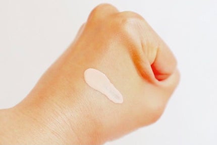 プロテクティング ファンデーション プライマー /PAUL & JOE BEAUTE/化粧下地を使ったクチコミ(2枚目)