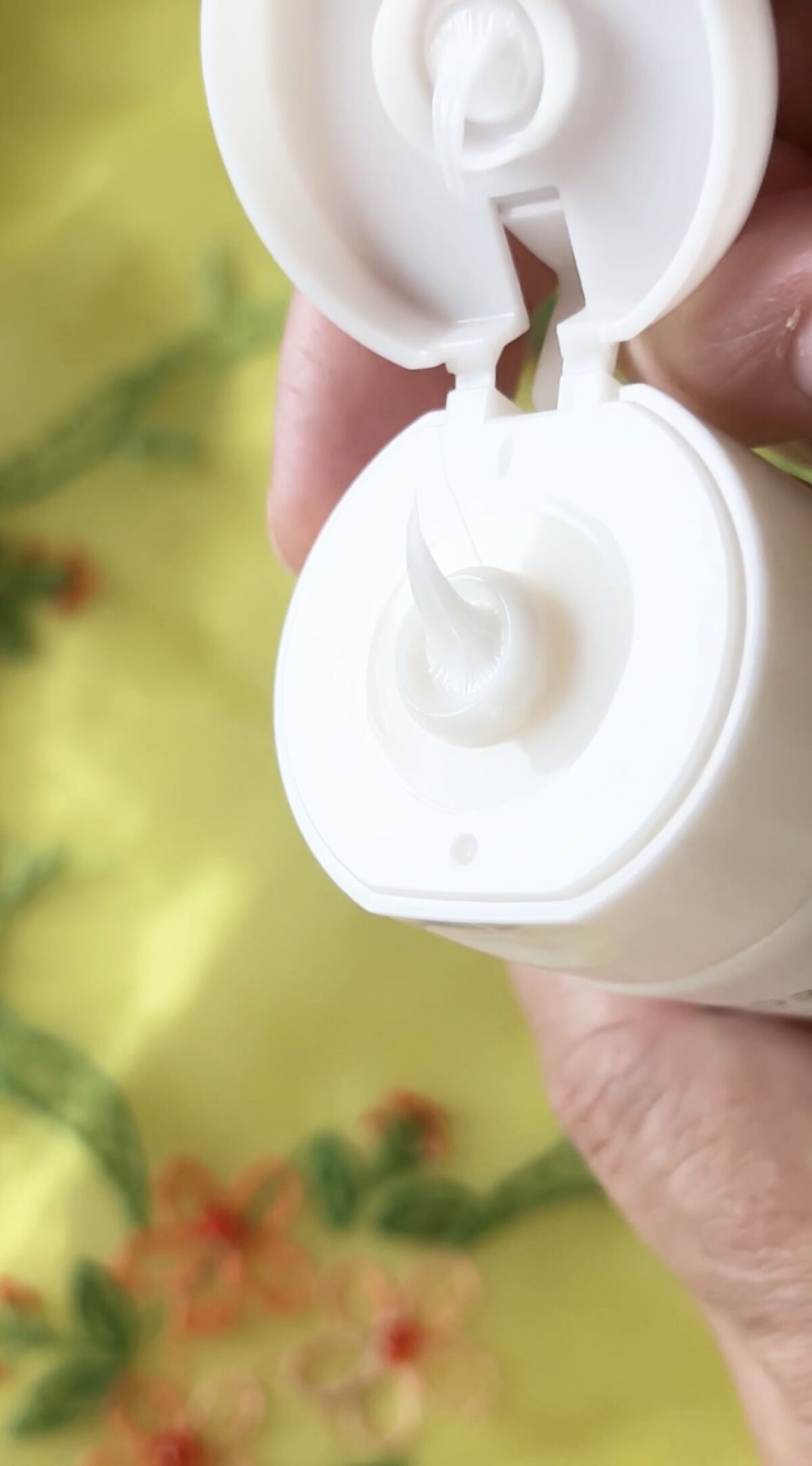 DECENCIA ディセンシア フォーミング ウォッシュのクチコミ「【使った商品】ディセンシア　フォーミングウォッシュ

【商品の特徴】
敏感肌用洗顔フォーム 1.....」（3枚目）