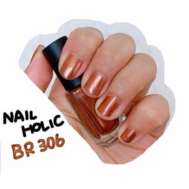 ◯
NAILHOLIC BR306
¥300+tax
◯
秋カラーのオレンジがかった茶色のマニキュアです。
細かいラメが光に当たる度にキラキラして300円なのに単色でこの発色はとても良いです◎
nailholicってなんか一度塗りじゃあんま色付かない、、？っていうイメージが私の中であったんですけど、これは1度塗りで充分な発色でした👏
◯
明るすぎず、暗すぎず、大人っぽい上品なカラーなので冬まで使えそうな色味でした！
nailholicのbr311がピンクみのあるブラウンでそっち欲しかったんですけど売ってないんですよね😢
テラコッタとか濃い目のブラウン流行ってるのでこれを今季はたくさん使って行こうかなあ、、
◯
#ネイル
#ネイルホリック
#セルフネイル
#テラコッタ
#秋
#はじめての投稿の画像 その0