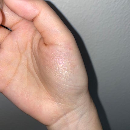 アーバンディケイ Heavy Metal Glitter Eyelinerのクチコミ「グリッターデビューに!ぷっくり華やかな涙袋をGET👀
アーバンディケイHeavy Meta.....」(3枚目)