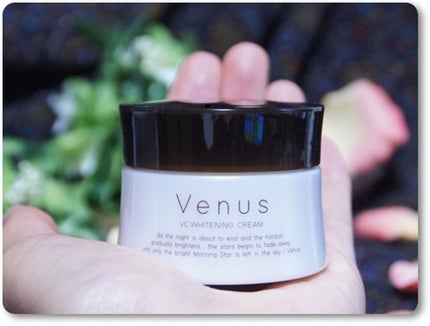 Venus VC WHITENING CREAM/Venus SKIN/フェイスクリームを使ったクチコミ(3枚目)