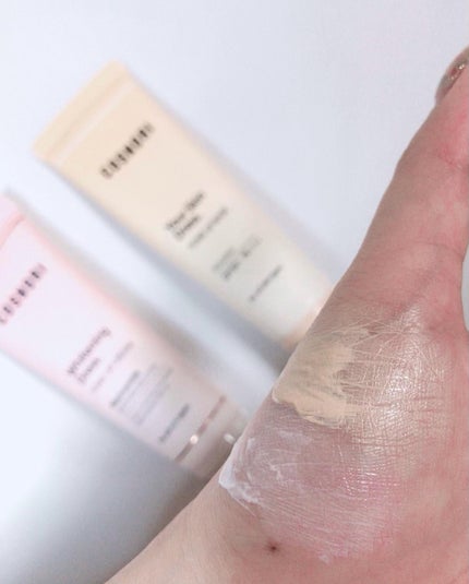 ホワイトニングドレストーンアップクリーム/COSNORI/化粧下地を使ったクチコミ(4枚目)