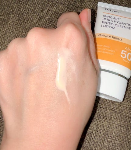 サンスクリーン+モイスト(色付き)<日焼け止め>/DR.WU/日焼け止めローションを使ったクチコミ(5枚目)