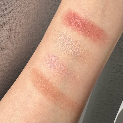 リアルクローズシャドウ/excel/アイシャドウパレットを使ったクチコミ(3枚目)