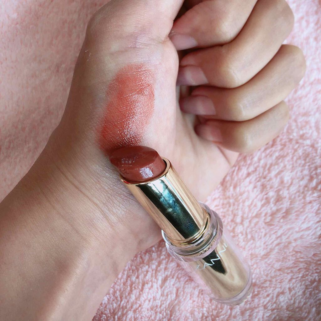 ラスティンググロスリップ/CEZANNE/口紅を使ったクチコミ(2枚目)