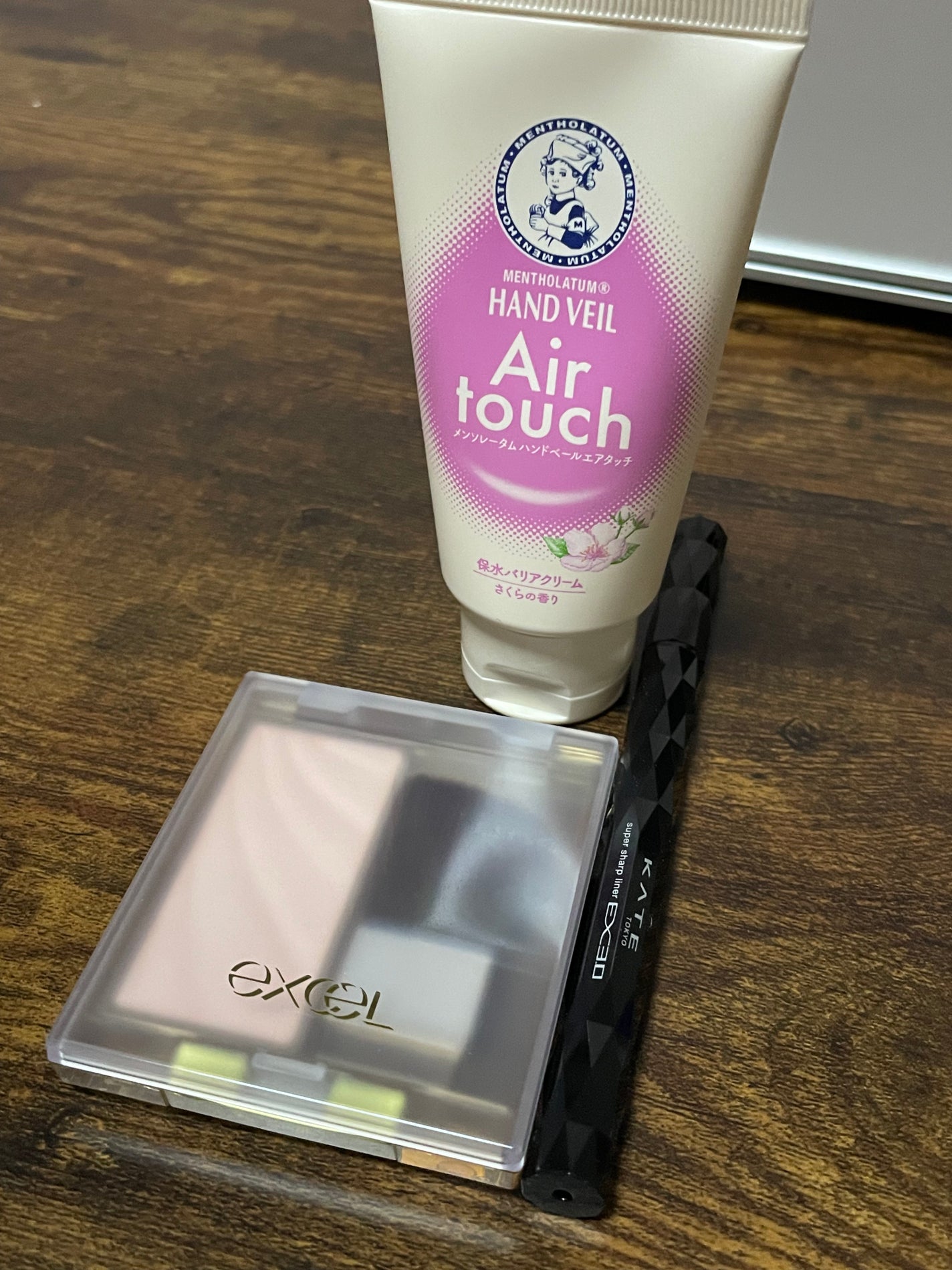 ドレープド シマーグロウ/excel/パウダーハイライトを使ったクチコミ(1枚目)