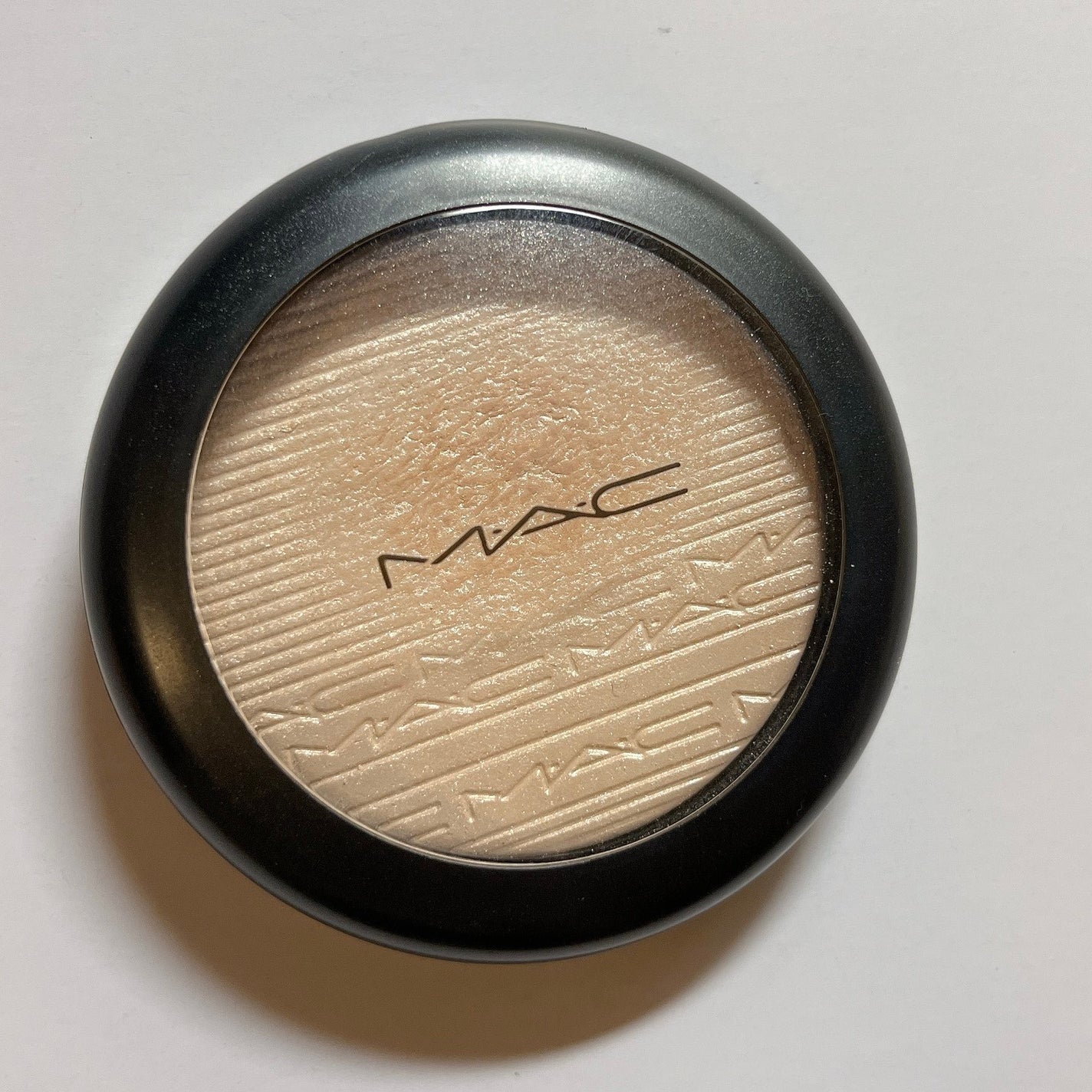 エクストラ ディメンション スキンフィニッシュ/M・A・C/プレストパウダーを使ったクチコミ(2枚目)