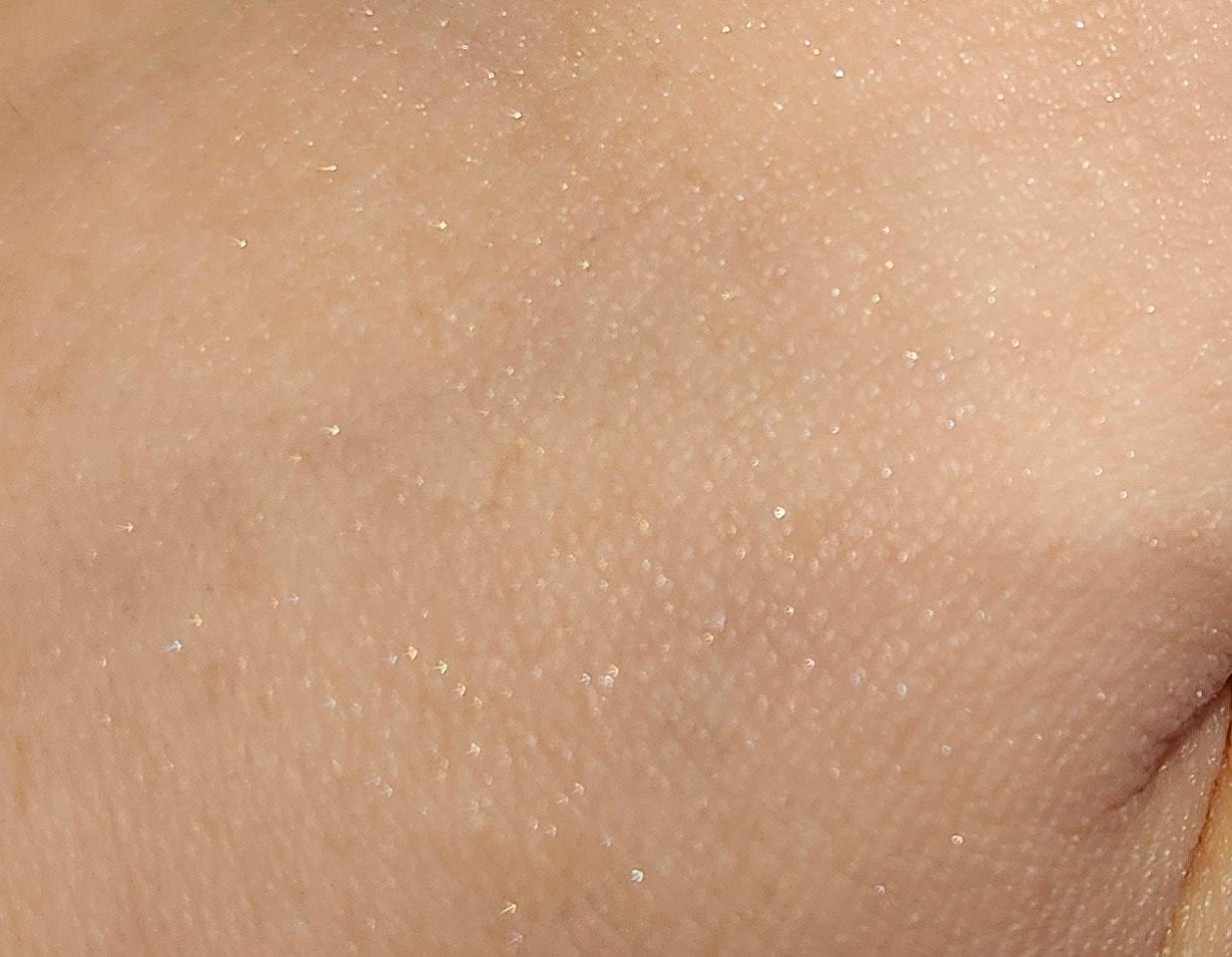 トリニタス グロウ パウダー/Visée/ルースパウダーを使ったクチコミ(2枚目)