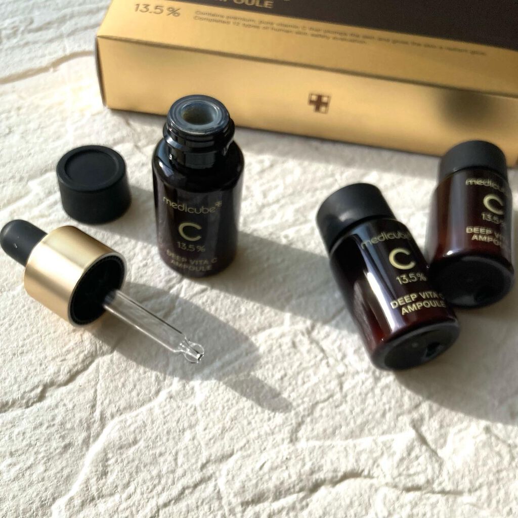 ディープビタCアンプル/MEDICUBE/美容液を使ったクチコミ(4枚目)