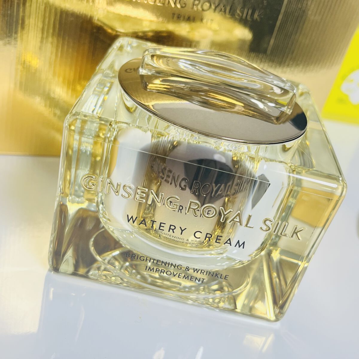 ジンセンロイヤルシルクトナー/ネイチャーリパブリック/化粧水を使ったクチコミ（3枚目）