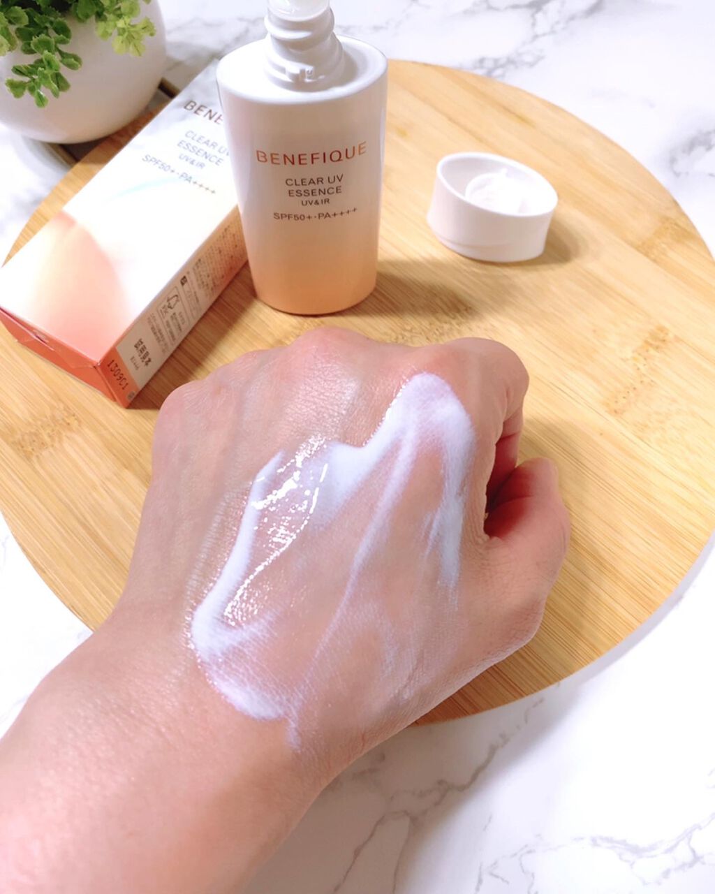 ベネフィーク クリア UV エッセンス(UV&IR)/BENEFIQUE/日焼け止めローションを使ったクチコミ(3枚目)