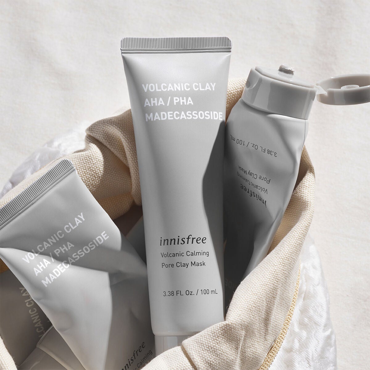 INNISFREE(イニスフリー)公式アカウント on LIPS 「「Clay」+「Peeling」で毛穴のお掃除と余分な角質オフ..」(1枚目)