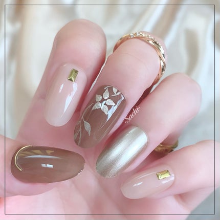 ネイルホリック Future Metal GD046/ネイルホリック/マニキュアを使ったクチコミ(3枚目)