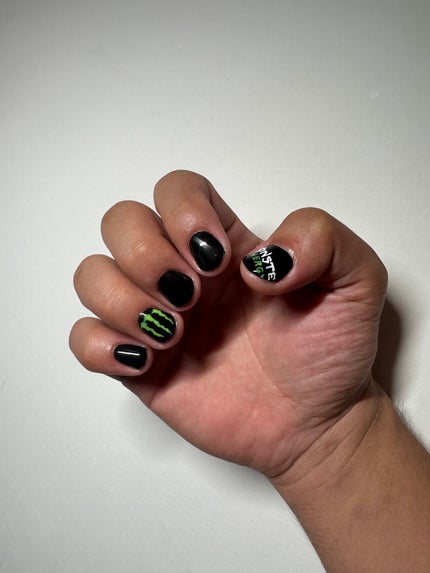 ちゃーん♡ on LIPS 「#ネイルデザイン#メンズネイル#モンスター#モンスターネイル#..」(2枚目)