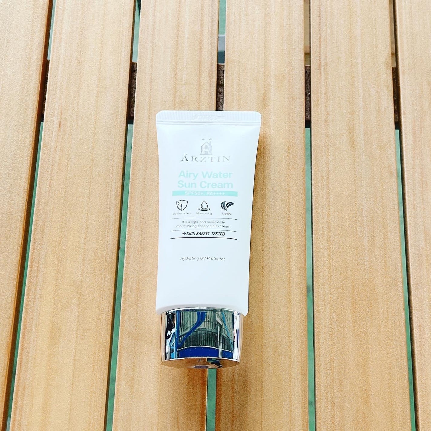 エアリーウォーターサンクリーム/エルツティン/日焼け止めクリームを使ったクチコミ(2枚目)