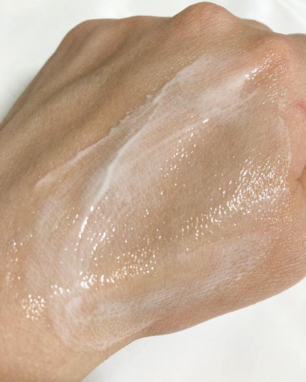 シルキーハンドヴェール/セフィーヌ/ハンドクリームを使ったクチコミ(3枚目)