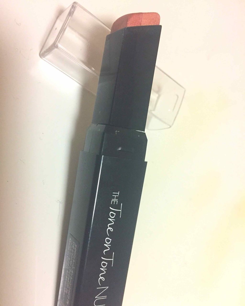 トーンオントーンアイシャドウ/MAYBELLINE NEW YORK/スティックアイシャドウを使ったクチコミ（1枚目）