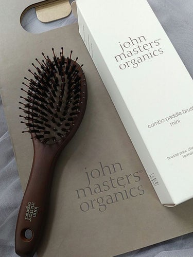 コンボパドルブラシ コンボパドルブラシミニ/john masters organics/ヘアブラシを使ったクチコミ（1枚目）