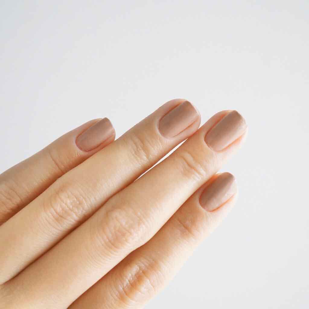 カラーエナメルネイル/コフレドール/マニキュアを使ったクチコミ(2枚目)