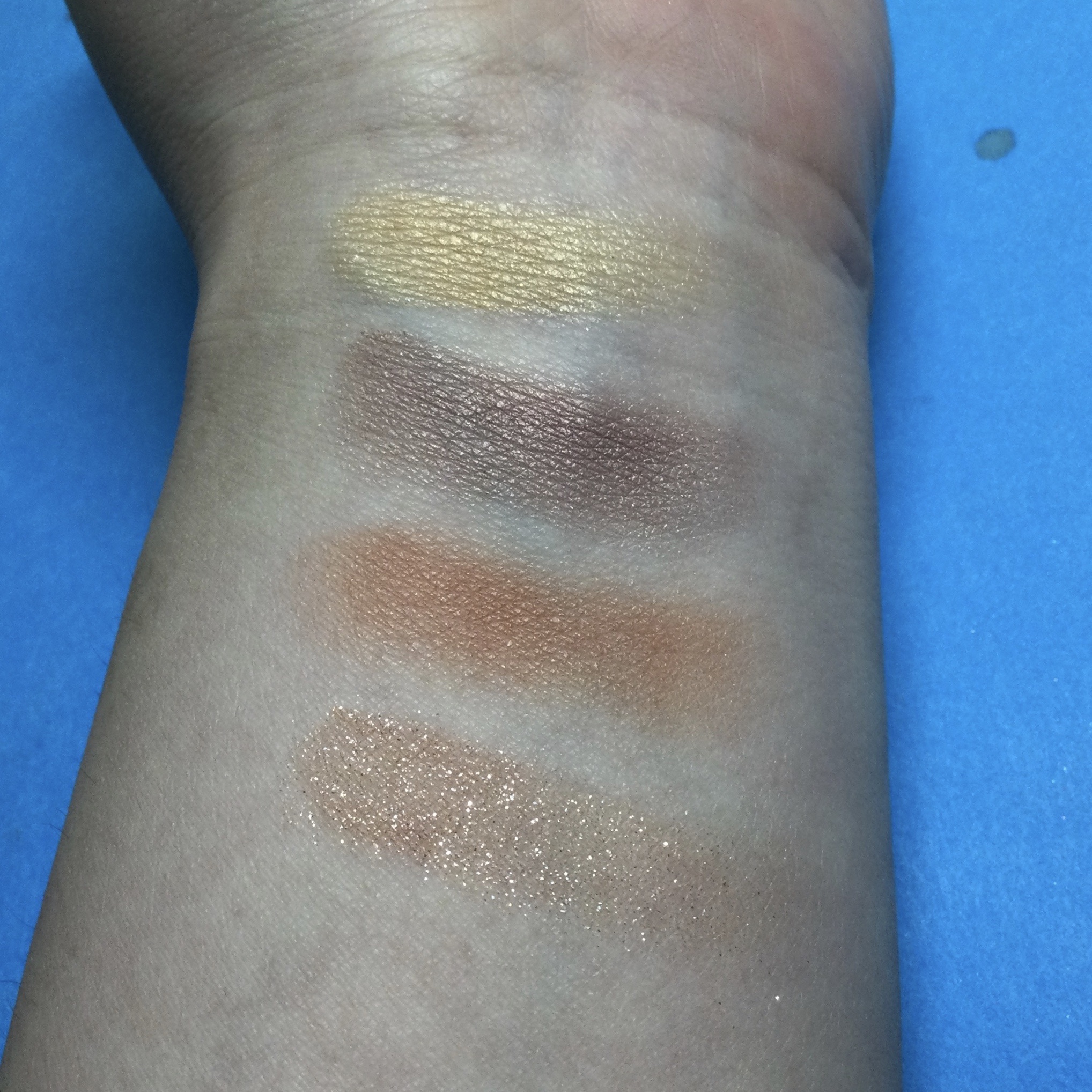 フェイスカラーパレット/チャコット・コスメティクス/アイシャドウパレットを使ったクチコミ（3枚目）