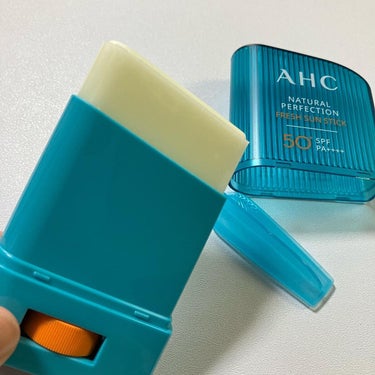  ナチュラルパーフェクションフレッシュサンスティック/AHC/日焼け止め・UVケアを使ったクチコミ（1枚目）