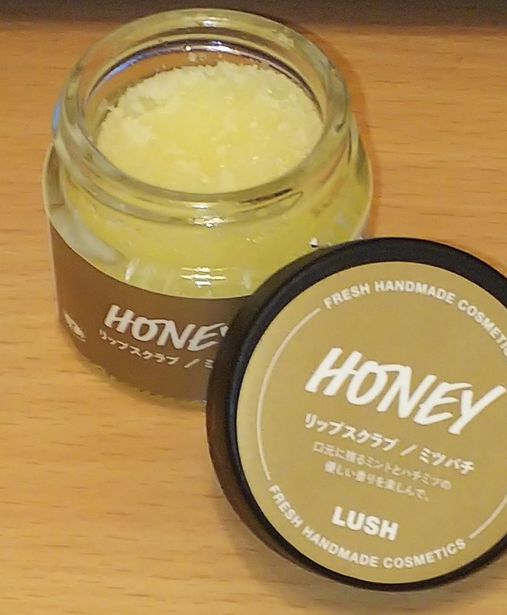 ミツバチ リップスクラブ/ラッシュ/リップスクラブを使ったクチコミ(1枚目)