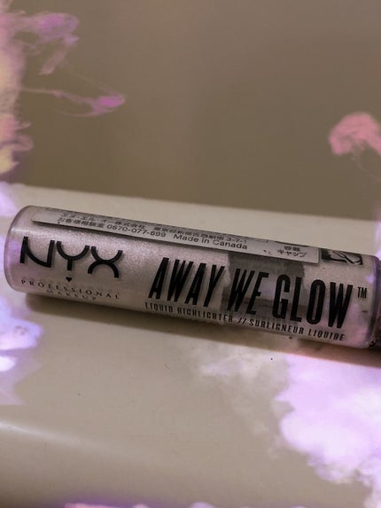 NYX Professional Makeup アウェイ ウィー グロー リキッド ハイライターのクチコミ「NYX Professional Makeup
アウェイ ウィー グロー リキッド ハイライタ.....」(1枚目)