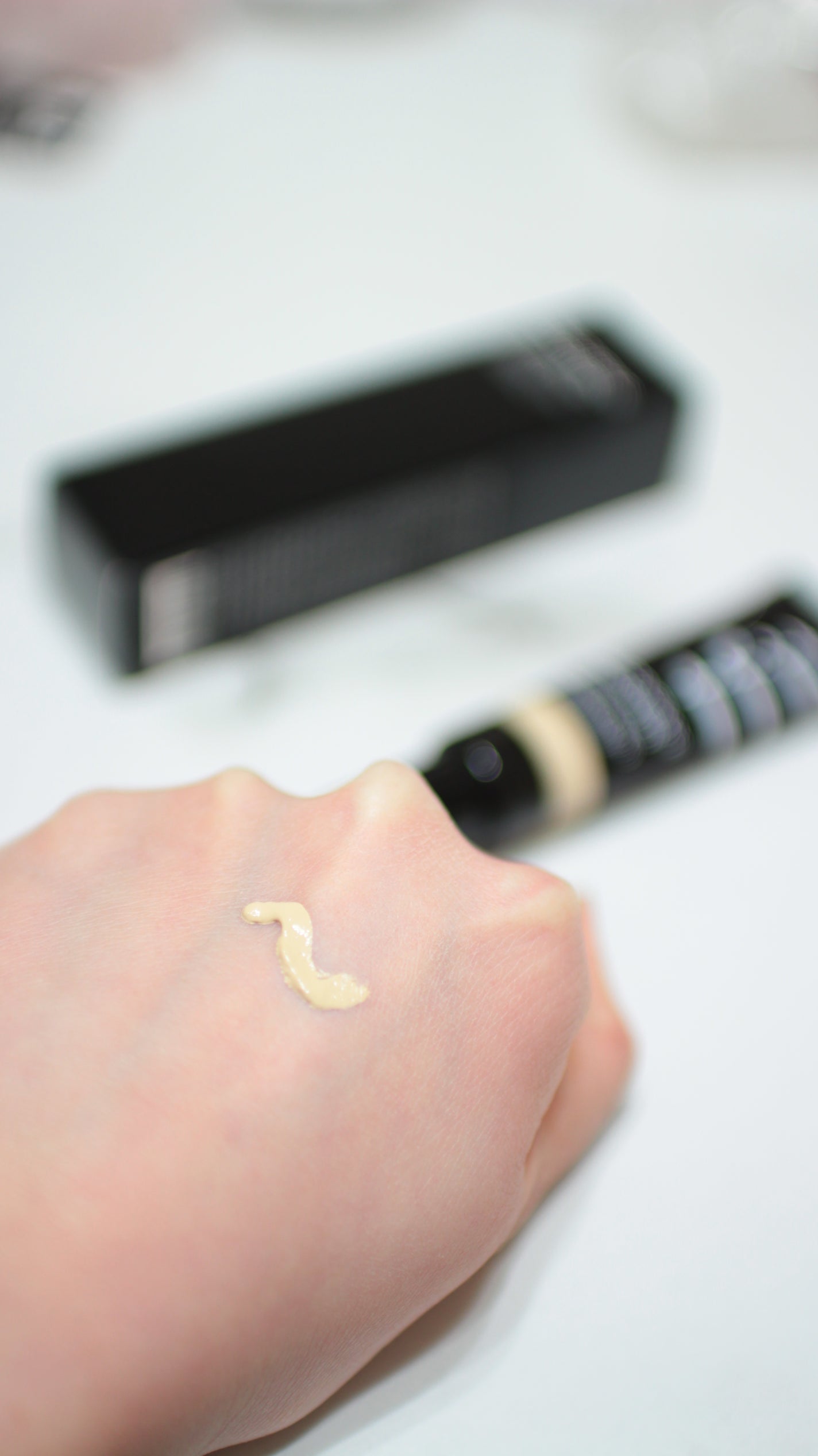 AKANE on LIPS 「赤みにさようなら!ピタッと密着ハイカバーコンシーラー🪞TFIT..」(2枚目)