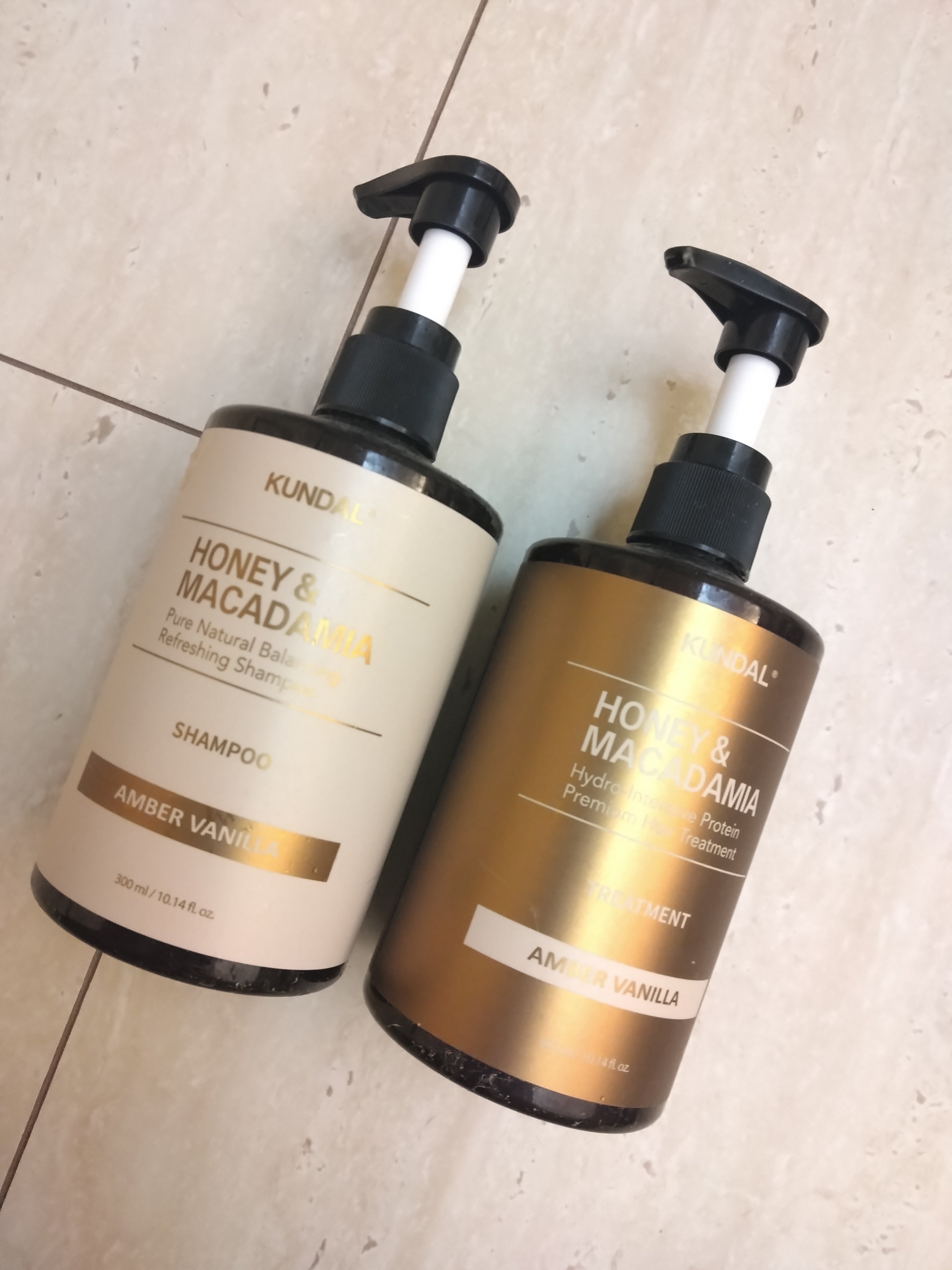 クンダルホリデーエディション ハニー＆マカデミア シャンプー＆トリートメントスペシャルセット/KUNDAL/市販シャンプーを使ったクチコミ（1枚目）
