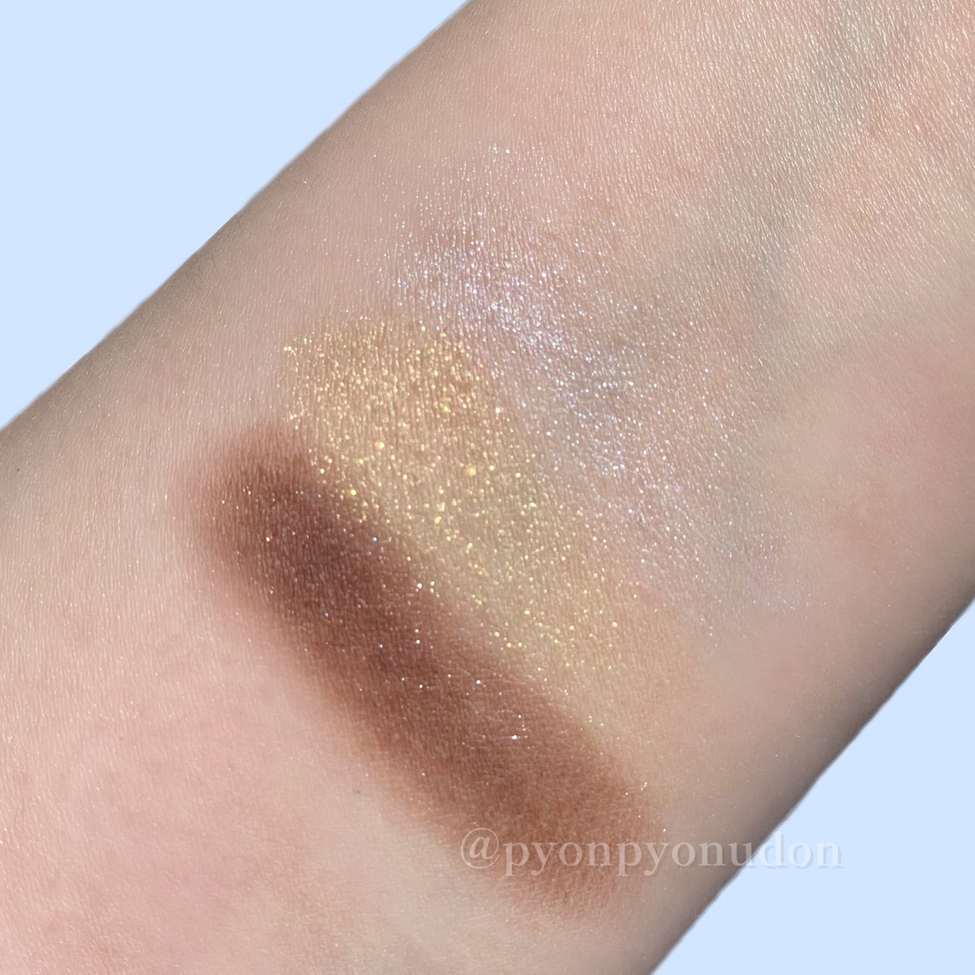 コンスピキュアス アイズ/Amplitude/アイシャドウパレットを使ったクチコミ(4枚目)