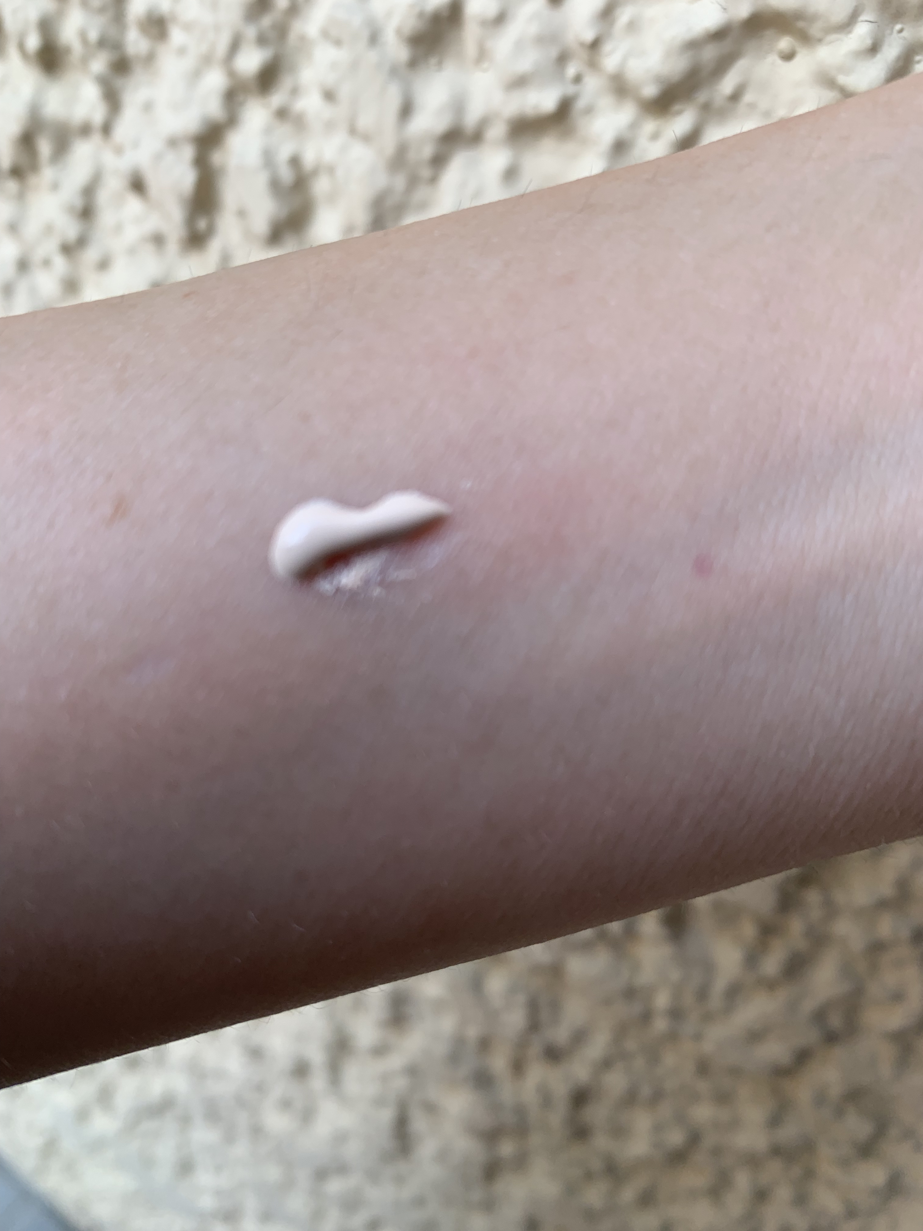 アリィー クロノビューティ カラーチューニングUV/アリィー/日焼け止めクリームを使ったクチコミ（2枚目）