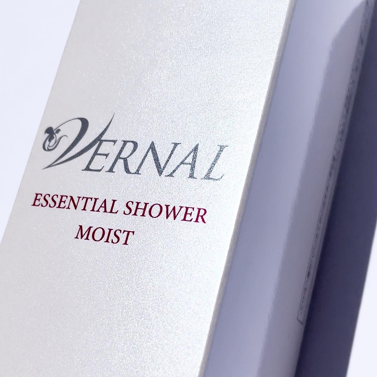 未使用 ヴァーナル エッセンシャルシャワー ナチュラル 240ml 3本 未使用 ヴァーナル エッセンシャルシャワー ナチュラル 240ml 3