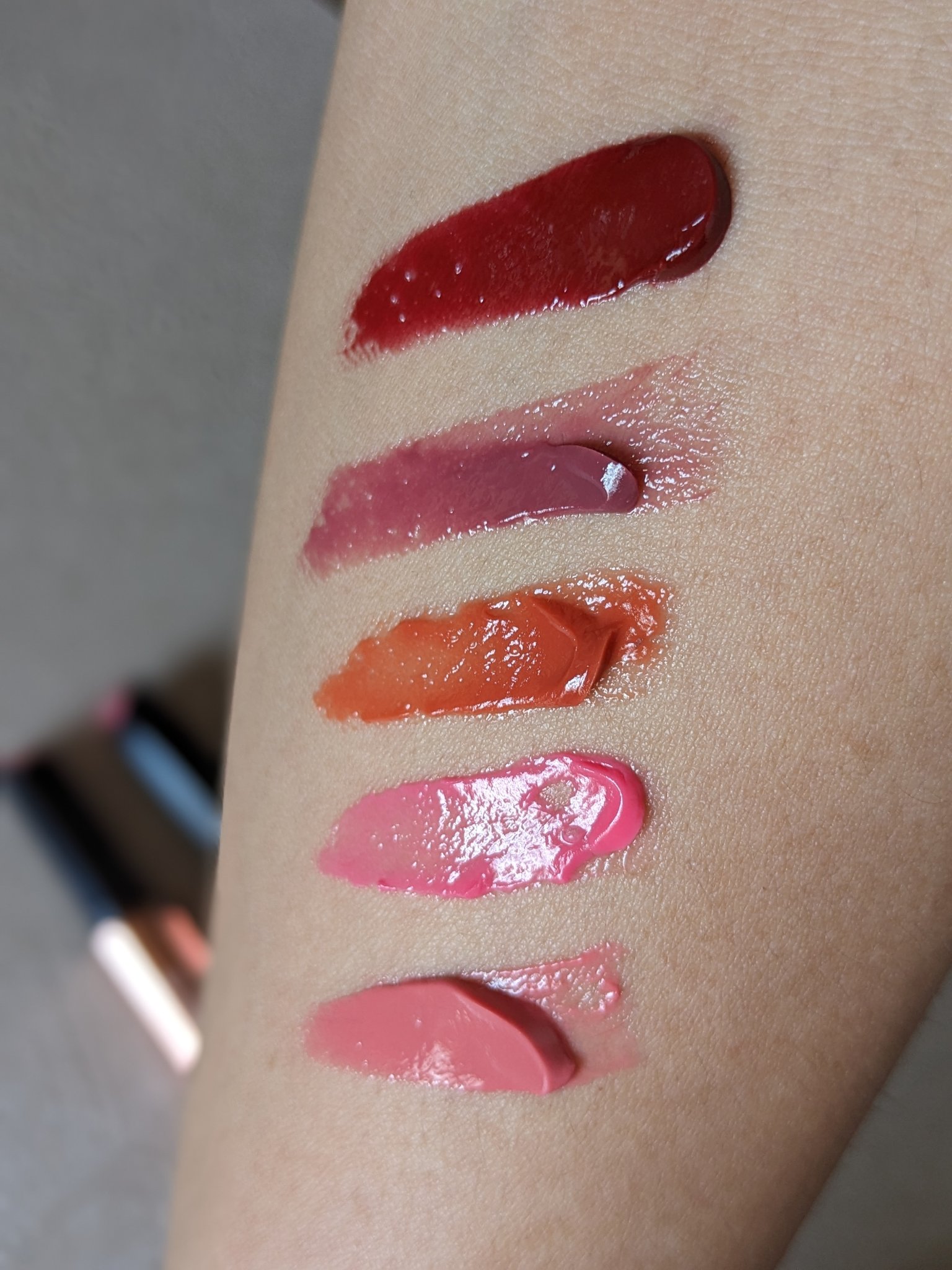 ボリューマイジングフォンデュリップ/Coralhaze/口紅を使ったクチコミ（3枚目）