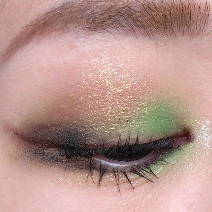 シャドーカスタマイズ (ブリリアントグリッター)/MAJOLICA MAJORCA/グリッターを使ったクチコミ(4枚目)